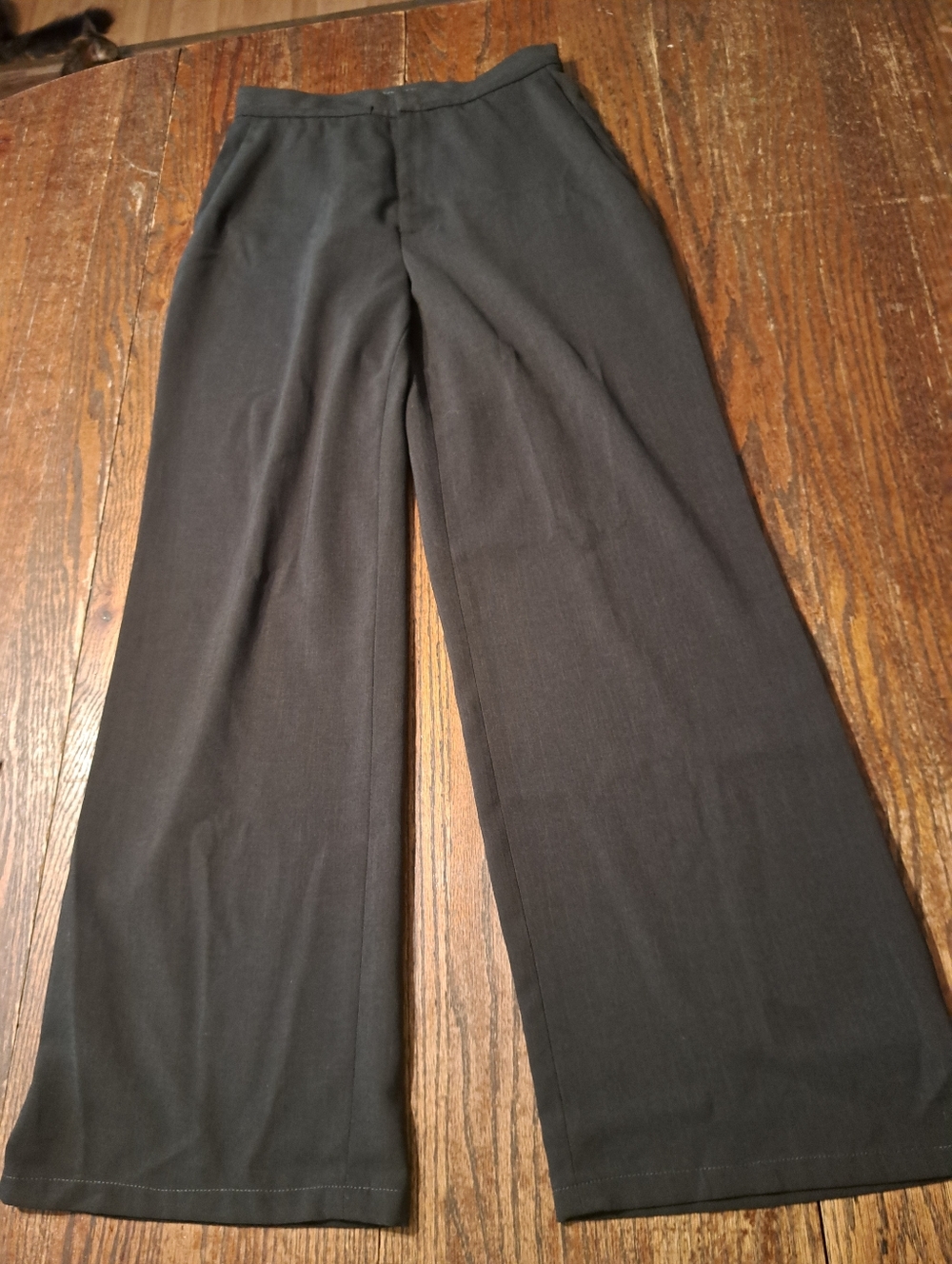 Size 6 Banana Republic Dark Grey Flare Leg Pants Trousers Slacks With Pockets